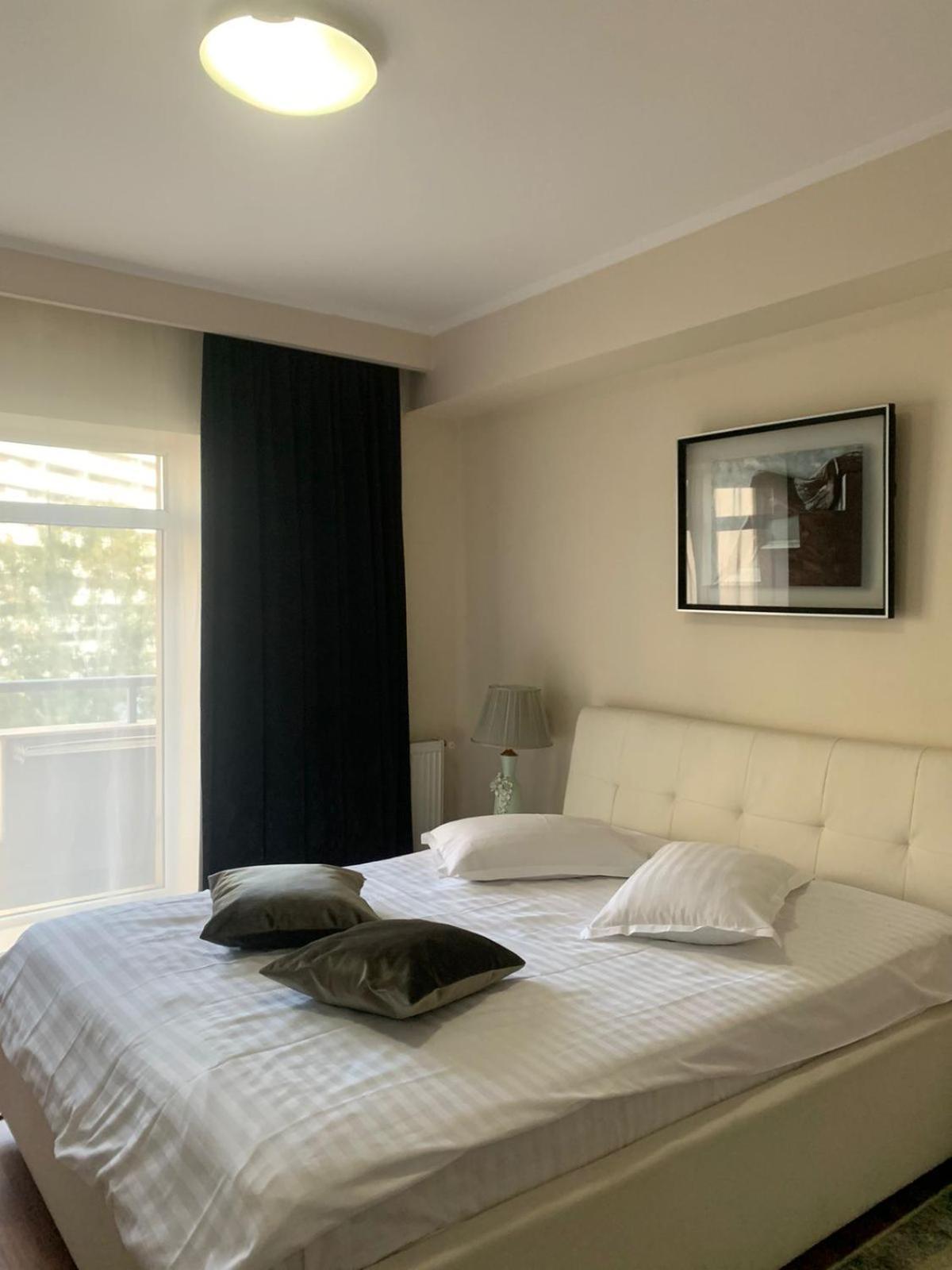 Phoenicia Suites Baneasa Bukarest Exteriör bild